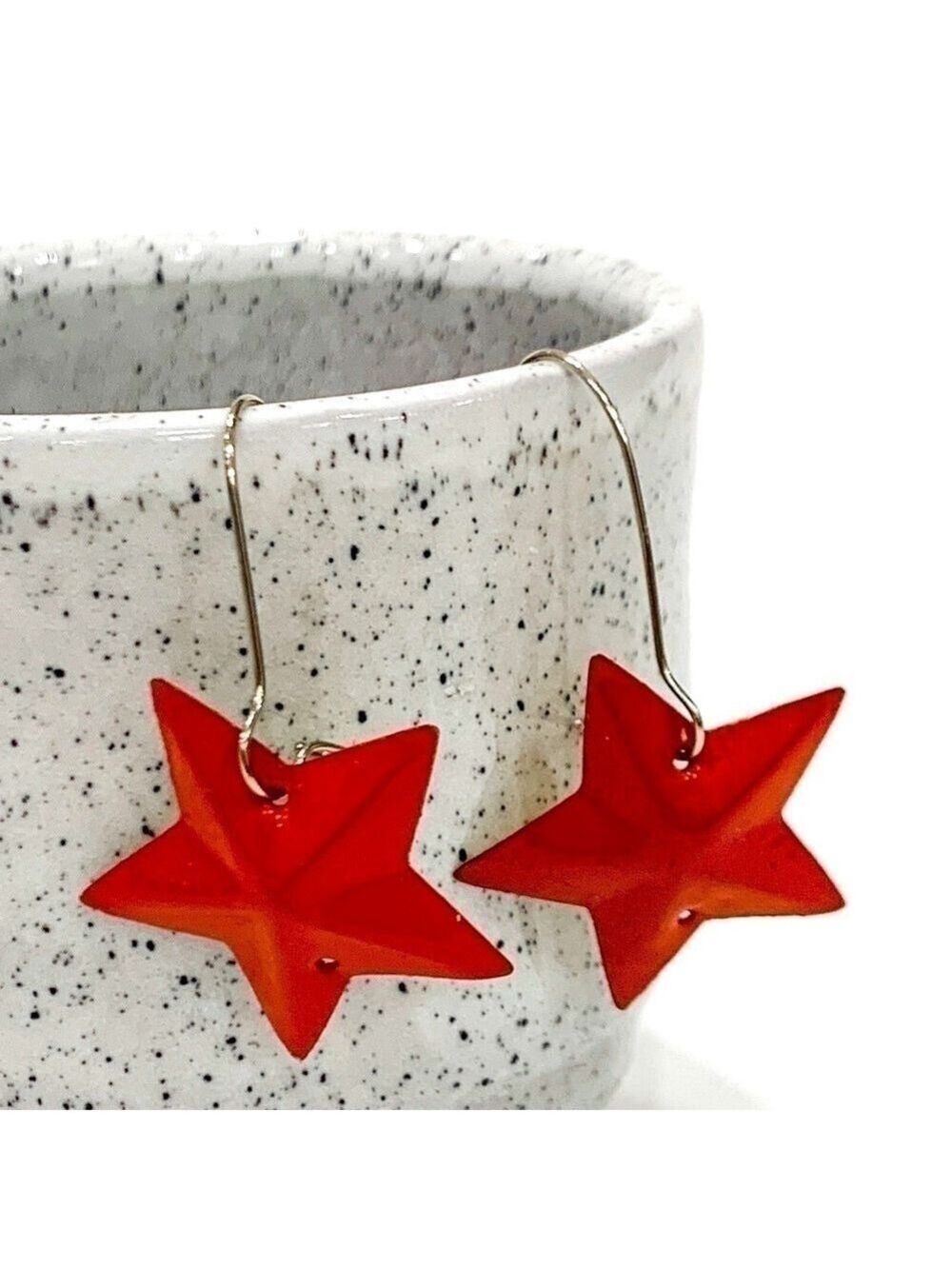 Red star earrings on hooks. - Picture 3 of 4